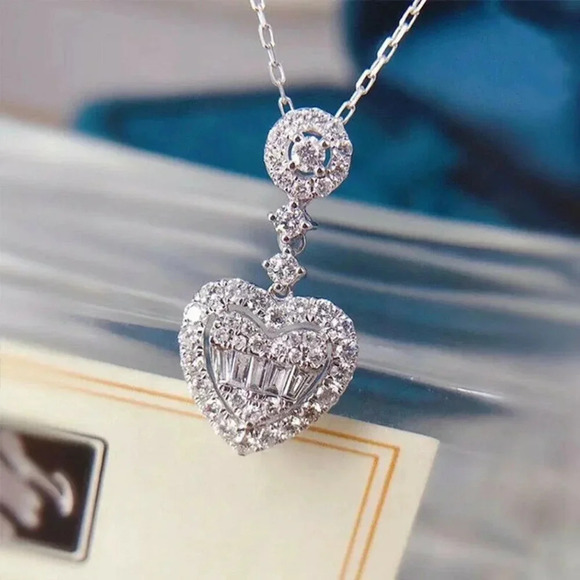 NEW 925 Sterling Silver Diamond Heart Pendant Necklace - Picture 2 of 7